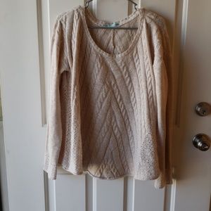 LIKE NEW Maurices Long Sleeve Sweater